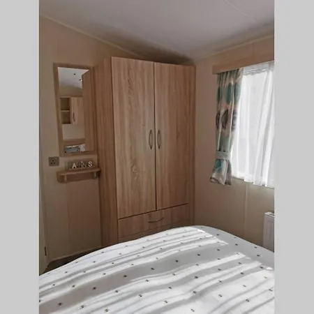 Apartment 8 Sleep Chalet At Newquay Away Nb160 *